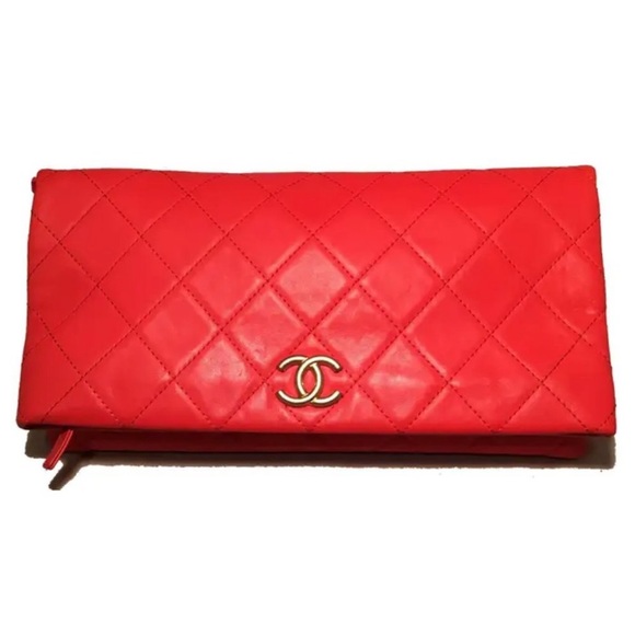 Chanel Red Quilted Leather CC Fold Over Clutch - Picture 1 of 10